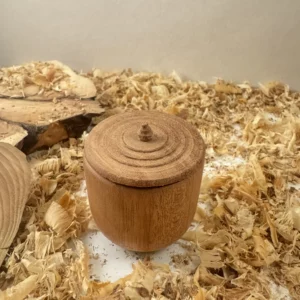 Boîte avec couvercle