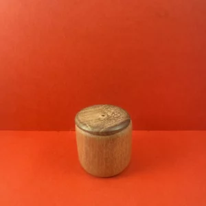 Boîte avec couvercle