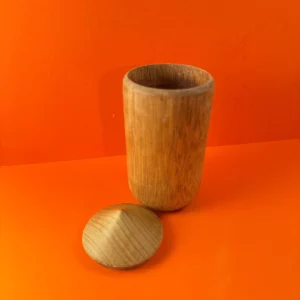 Boîte avec couvercle