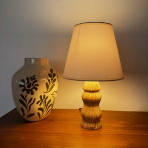 Lampe artisanale de haute qualité