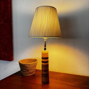 Lampe artisanale de haute qualité en patchwork tourné