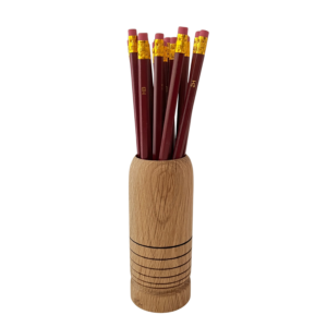 Albel: Porte-bics, crayons et stylos en chêne façonné au tour à bois et fini à l'huile de citron