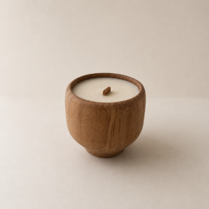 Bougie Zely, en bois de hêtre en bol simple 100% artisanale et naturelle